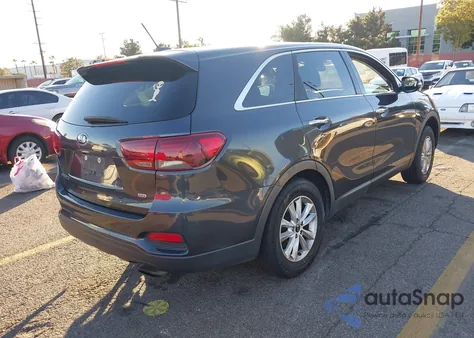 2019 Kia Sorento 2.4L Lx from USA, damaged, VIN 5XYPG4A30KG557983